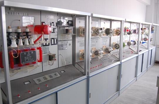 保定市第四職業(yè)中學(xué)有電氣技術(shù)應(yīng)用專業(yè)？