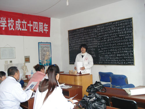 唐山哪里能學(xué)正骨技術(shù)？學(xué)校怎么樣？