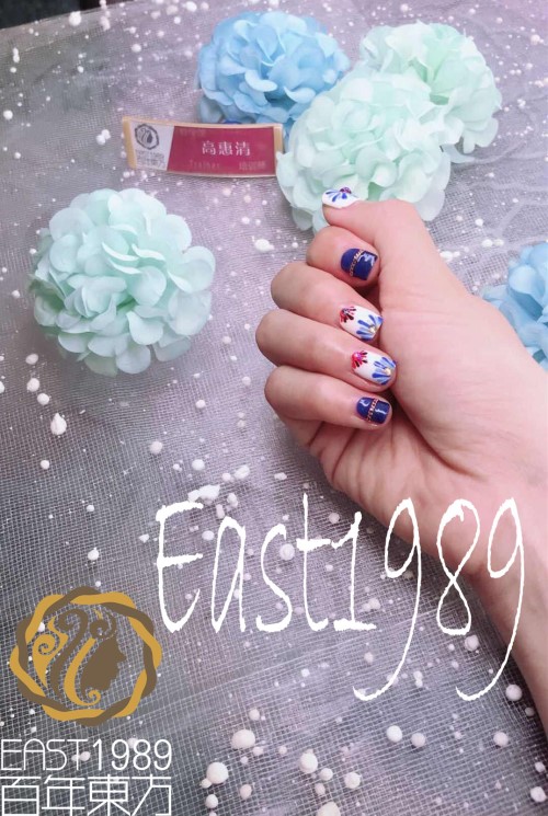  青花美甲怎么做？保定東方技工學(xué)校教你巧做美甲！