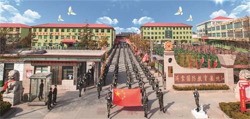 山東學(xué)無人機(jī)去哪所學(xué)校好？