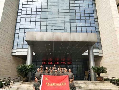 石家莊學(xué)計(jì)算機(jī)選擇石家莊國防科技學(xué)校怎么樣？