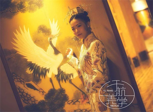 唐山學新娘跟妝去哪里靠譜？