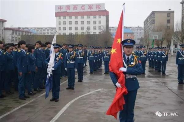 分?jǐn)?shù)不能決定你的未來，騰飛給你希望！