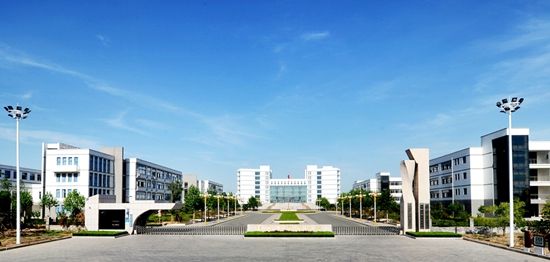 日照市技師學(xué)院學(xué)電子技術(shù)應(yīng)用怎么樣？
