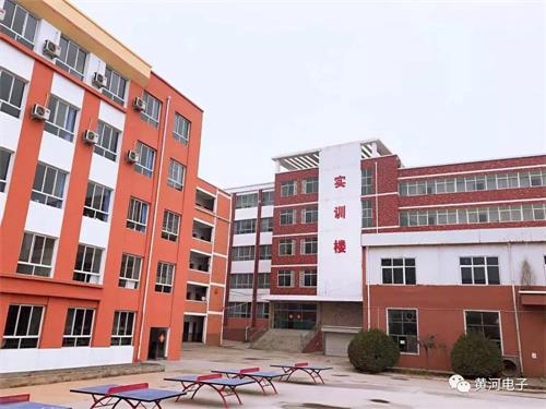 洛陽哪所學校適合學習美容美發(fā)？