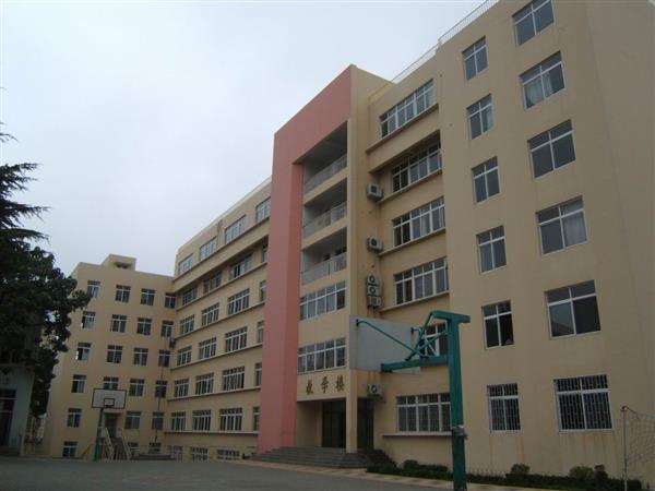 青島市電子信息技術(shù)學(xué)校電子技術(shù)應(yīng)用專業(yè)怎么樣？需要學(xué)什么課程？